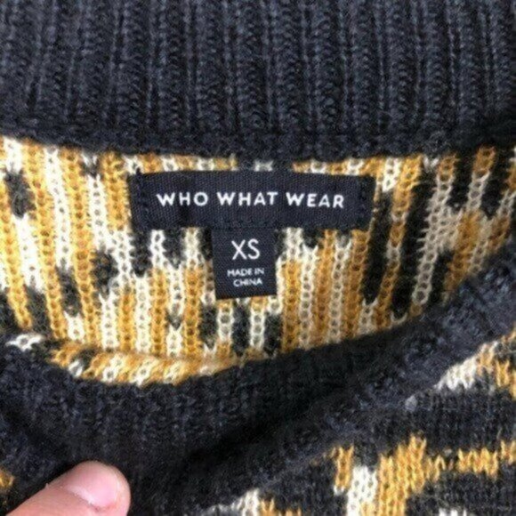 Who What Wear | Women's Crew Neck Leopard Print Sweatshirt Size XS - Picture 4 of 8